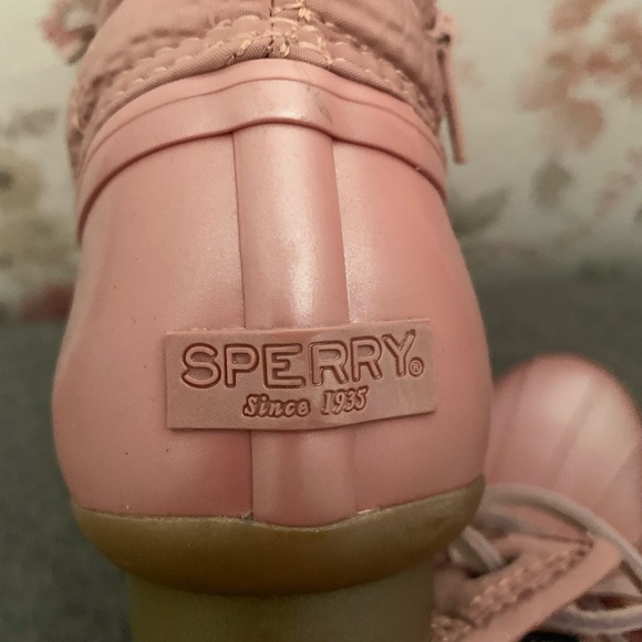 New pink Sperry saltwater Quilted duck boot - Picture 6 of 6